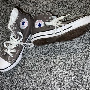 Gray converse size 2 kids